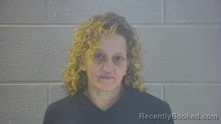 Mugshot of GLORIA JEAN SANDERS booked in Pulaski County, Kentucky on May 5, 2026
