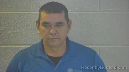 Mugshot of HUGO M ESQUIVEL RUIZ