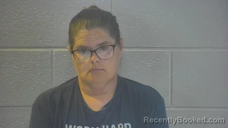 Mugshot of JESSICA LYNN DUNN booked in Pulaski County, Kentucky on July 8, 2026