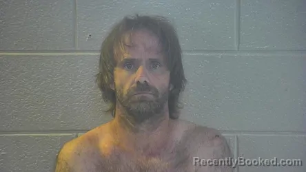 Mugshot of KYLE THOMAS MADDOX booked in Pulaski County, Kentucky on April 26, 2026