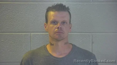 Mugshot of ROBERT EARL CANADA booked in Pulaski County, Kentucky on April 25, 2026