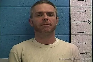 Mugshot of DUSTIN LEE ALLEN