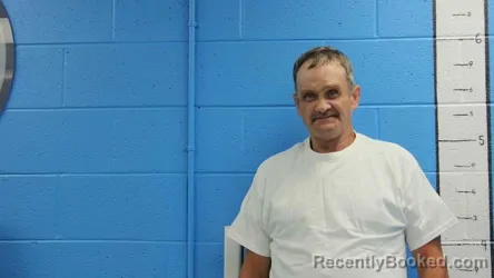 Mugshot of DONALD WYAN CROUCH booked in Rockcastle County, Kentucky on June 19, 2026