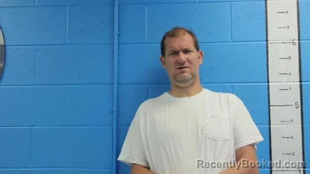 Mugshot of JUSTIN JONES booked in Rockcastle County, Kentucky on June 22, 2026