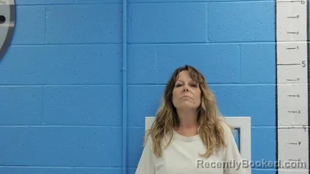 Mugshot of LINDA DALE HAYDEN booked in Rockcastle County, Kentucky on June 8, 2026