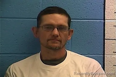 Mugshot of MATTHEW DANIEL SPOONAMORE booked in Rockcastle County, Kentucky on April 2, 2026