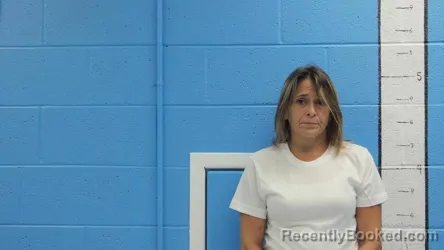 Mugshot of Wendy Elaine Jackson booked in Rockcastle County, Kentucky on September 4, 2026