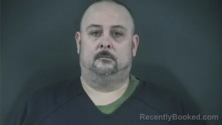 Mugshot of Robert C Lee booked in Russell County, Kentucky on October 15, 2026