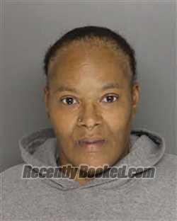 Mugshot of LAQUETTE QUENTELA GADDY