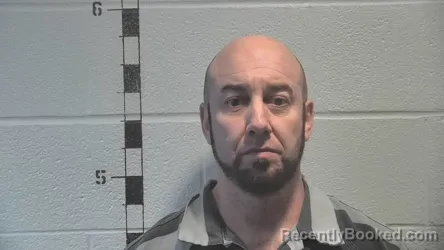 Mugshot of ROBERT EUGENE MILLER