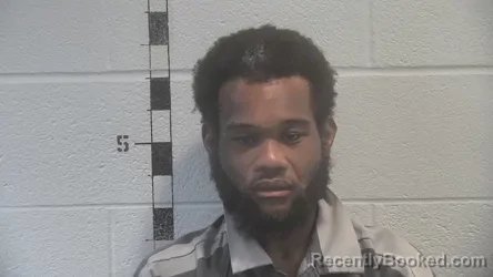 Mugshot of SANCHEZ RONDAE HICKS booked in Shelby County, Kentucky on April 29, 2026