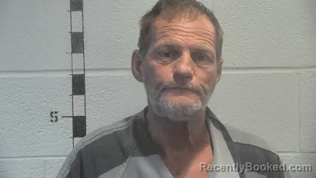 Mugshot of MICHAEL WAYNE HARDIN booked in Shelby County, Kentucky on May 1, 2026