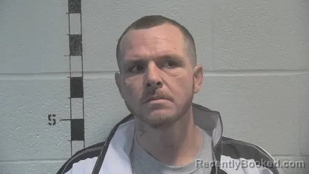 Mugshot of LEE RICHARD VANOVER booked in Shelby County, Kentucky on May 6, 2026