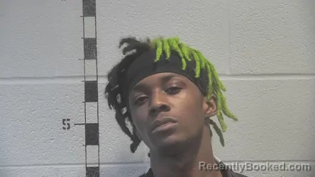Mugshot of TRA'VAUN MALIK JONES booked in Shelby County, Kentucky on June 10, 2026