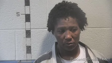Mugshot of SHATARA D HARGROVE booked in Shelby County, Kentucky on June 18, 2026