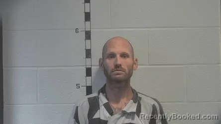 Mugshot of LONNIE DAMON SCHOOLEY booked in Shelby County, Kentucky on August 3, 2026