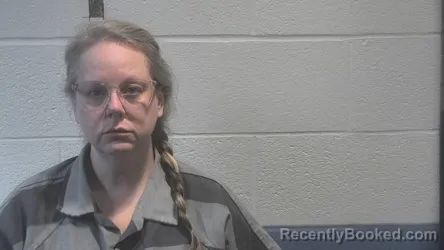 Mugshot of Jennifer Darlene Williams booked in Shelby County, Kentucky on September 28, 2026