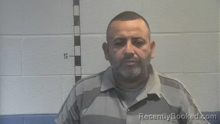 Mugshot of Oscar Alexis Castro Borjas booked in Shelby County, Kentucky on September 30, 2026