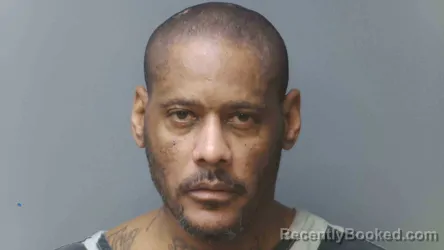 Mugshot of DARREN BUTLER