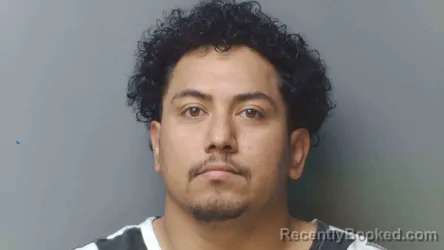 Mugshot of DANIX MISAEL CARRANZA AGUILAR