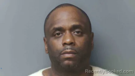 Mugshot of LAVANCE DAVENPORT