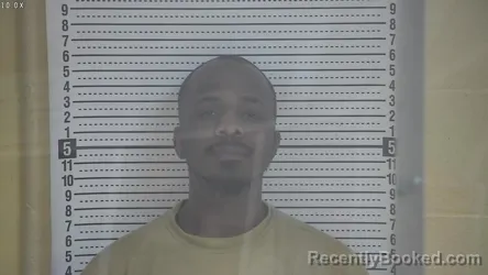 Mugshot of CYVESCK D MILLER