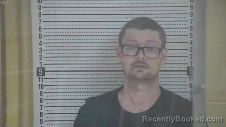 Mugshot of DUSTIN HORTON booked in Taylor County, Kentucky on April 7, 2026