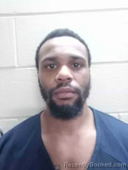 Mugshot of TYWUAN MAYES booked in Todd County, Kentucky on April 21, 2026