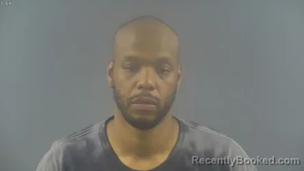 Mugshot of ALFONSO DAELEON FERNANDEZ booked in Warren County, Kentucky on July 2, 2026