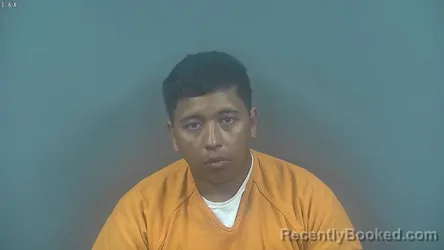 Mugshot of ALEXANDER MUNOZ MONTERO booked in Warren County, Kentucky on May 31, 2026