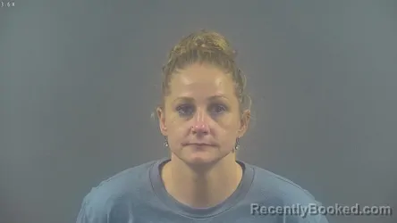 Mugshot of ASHLEE DANIELLE RUST booked in Warren County, Kentucky on July 22, 2026