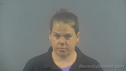 Mugshot of AMANDA KAYE STARK booked in Warren County, Kentucky on April 13, 2026