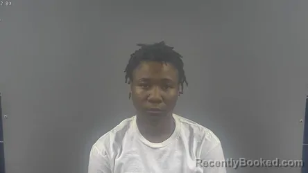 Mugshot of AALIYAH MARIE TIMMONS booked in Warren County, Kentucky on May 4, 2026