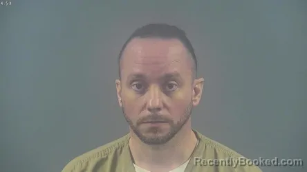 Mugshot of BRANDON YORK BOWEN booked in Warren County, Kentucky on April 26, 2026