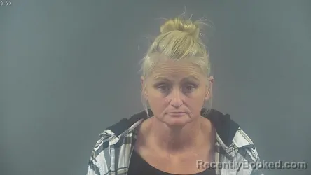 Mugshot of BRANDI NICOLE SNODGRASS booked in Warren County, Kentucky on May 13, 2026