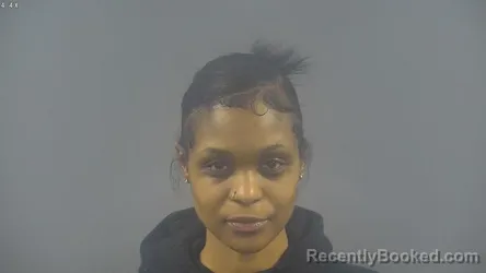 Mugshot of BRITTAN'E MECH'ELLE WARDLOW booked in Warren County, Kentucky on March 27, 2026