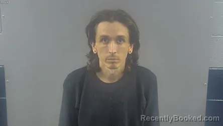 Mugshot of CLIFFORD DAKOTA BARBER booked in Warren County, Kentucky on June 5, 2026
