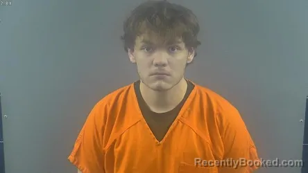 Mugshot of CORY MATTHEW CARTER booked in Warren County, Kentucky on May 4, 2026