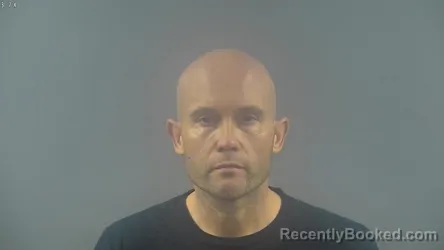 Mugshot of CHRISTOPHER LEE ELLIOT booked in Warren County, Kentucky on March 27, 2026