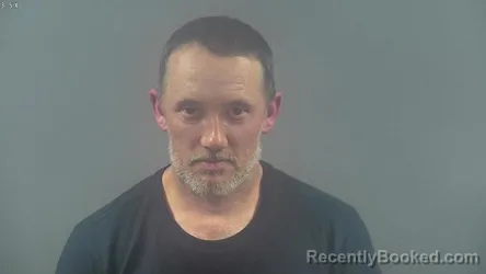 Mugshot of CODY ELLIS OWENS booked in Warren County, Kentucky on May 1, 2026