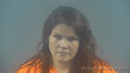 Mugshot of CASSIE COMPTON PRICE booked in Warren County, Kentucky on April 1, 2026