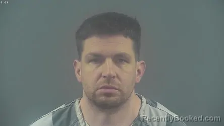 Mugshot of DANIEL JAMES EVERETT booked in Warren County, Kentucky on March 24, 2026