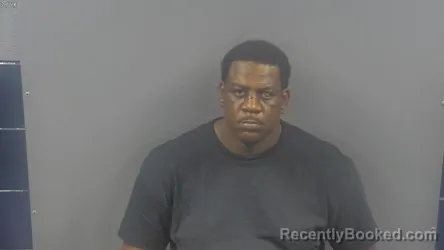 Mugshot of DEONDRE ANTON GILBERT booked in Warren County, Kentucky on May 18, 2026