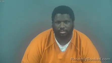Mugshot of DERRICK L LYONS booked in Warren County, Kentucky on June 5, 2026