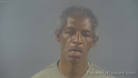 Mugshot of DOUGLAS JUNIOR SHIRLEY booked in Warren County, Kentucky on April 1, 2026