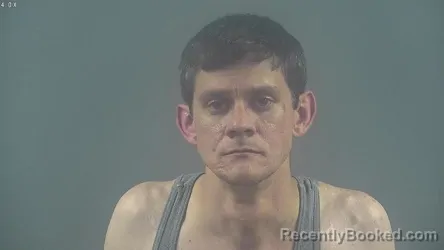 Mugshot of DAKOTA LEE VANDERPOOL booked in Warren County, Kentucky on March 29, 2026