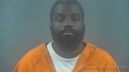 Mugshot of Deshante Lamont Young booked in Warren County, Kentucky on August 10, 2026