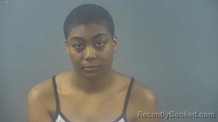 Mugshot of EVON DESTINAI CRISWELL booked in Warren County, Kentucky on March 19, 2026