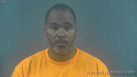 Mugshot of GOLDEN DERELLE BOWMAN booked in Warren County, Kentucky on March 21, 2026