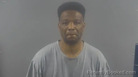 Mugshot of GARY DESHAWN SIMS booked in Warren County, Kentucky on June 2, 2026